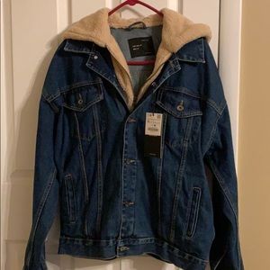 Men’s denim jacket with a hood